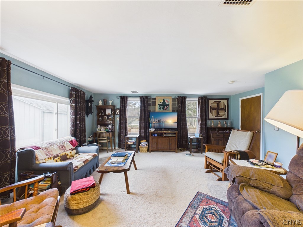 28 Caswell Road