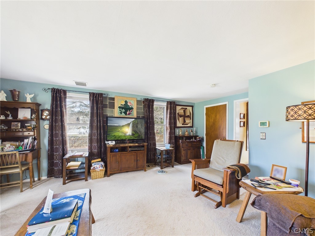28 Caswell Road