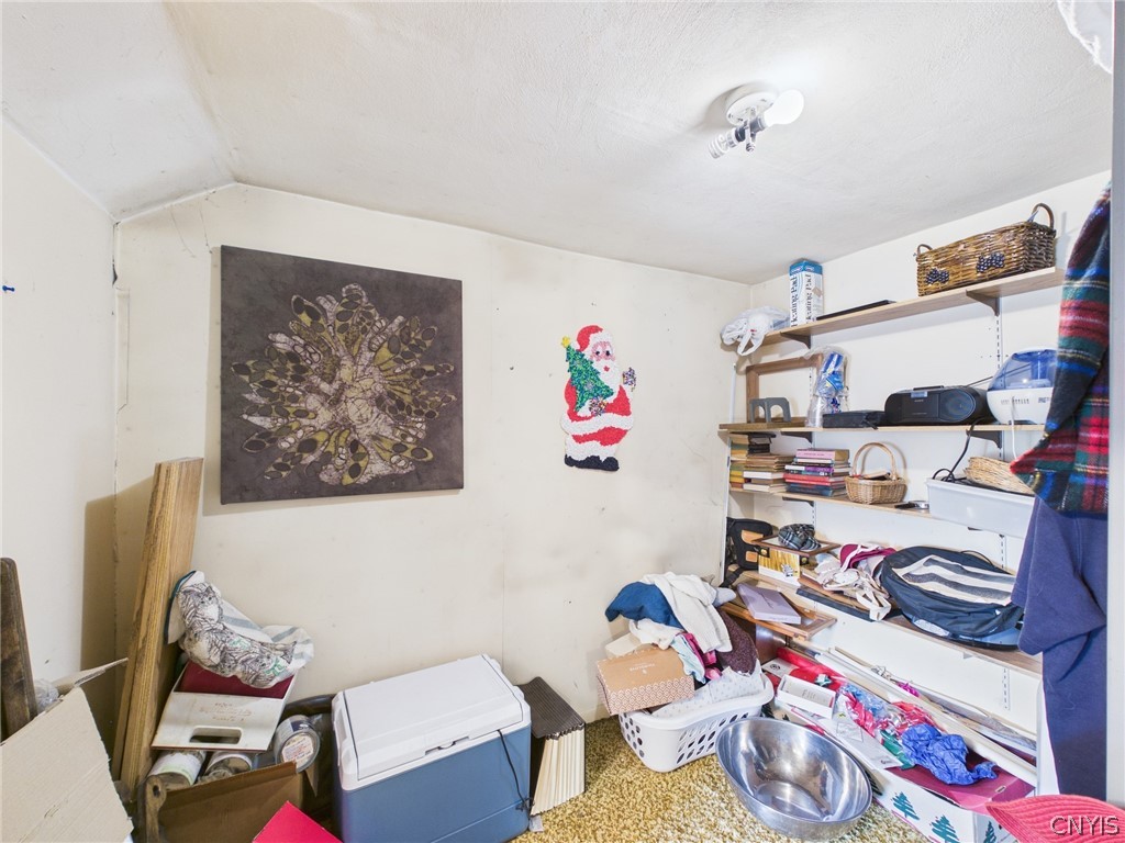 28 Caswell Road