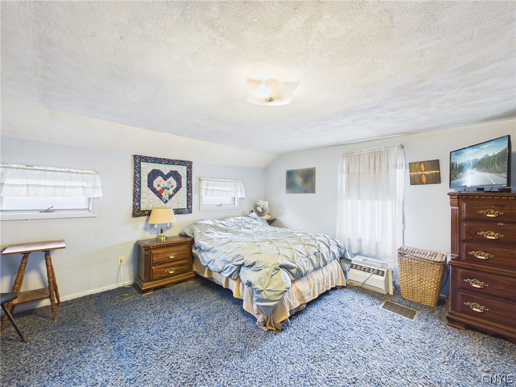 28 Caswell Road