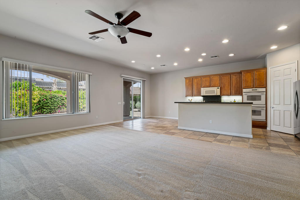 40596 Corte Los Cerritos