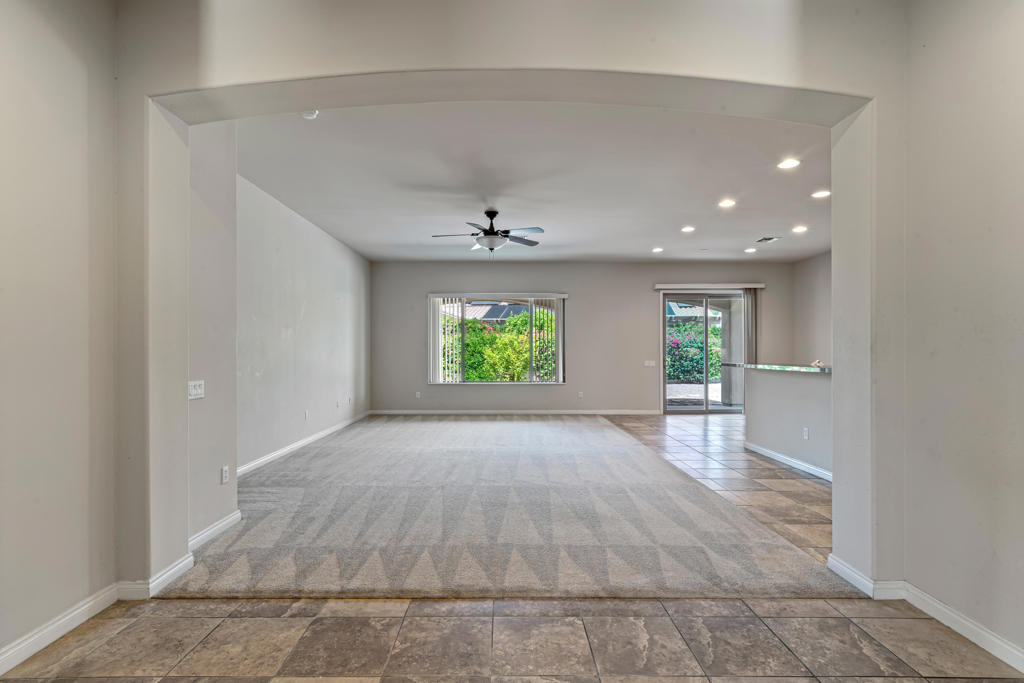 40596 Corte Los Cerritos