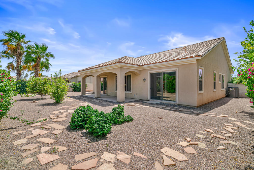 40596 Corte Los Cerritos