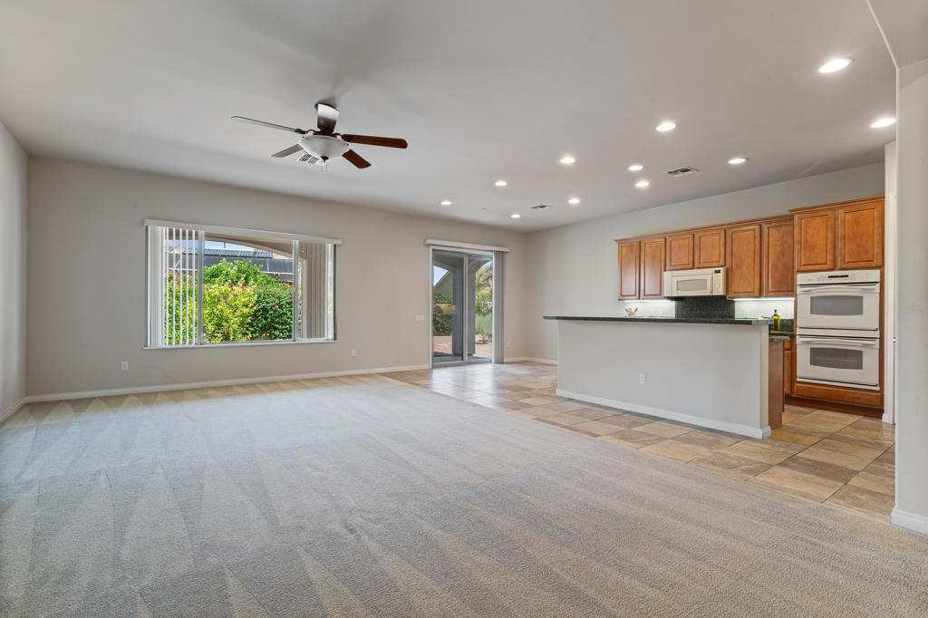 40596 Corte Los Cerritos