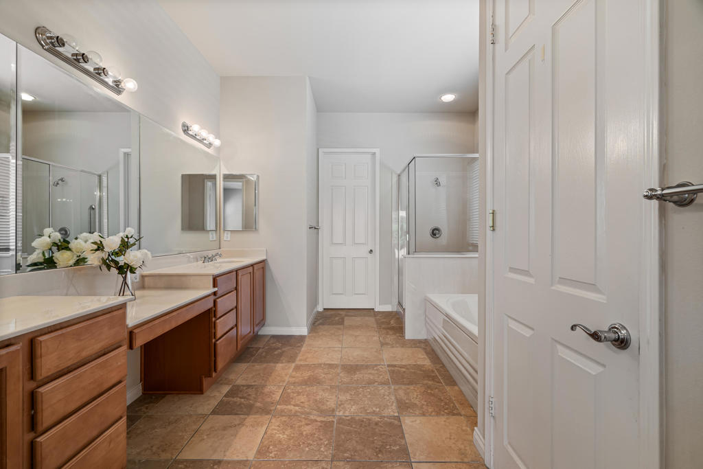 40596 Corte Los Cerritos