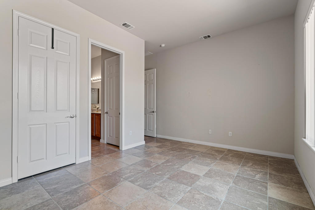 40596 Corte Los Cerritos