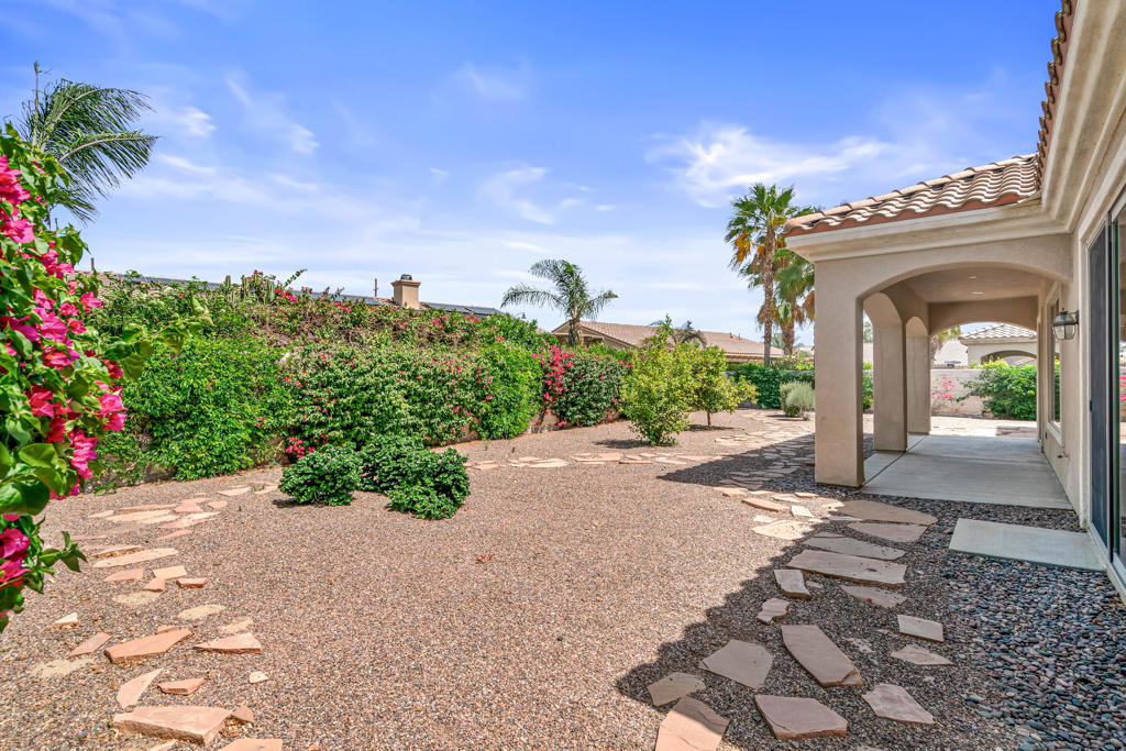 40596 Corte Los Cerritos