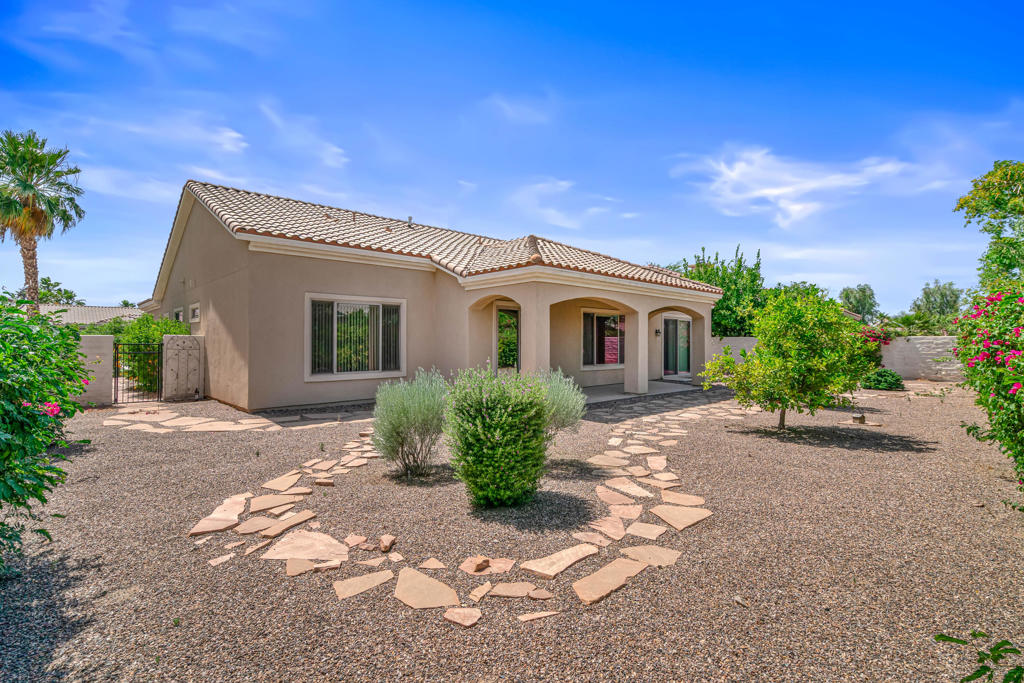 40596 Corte Los Cerritos