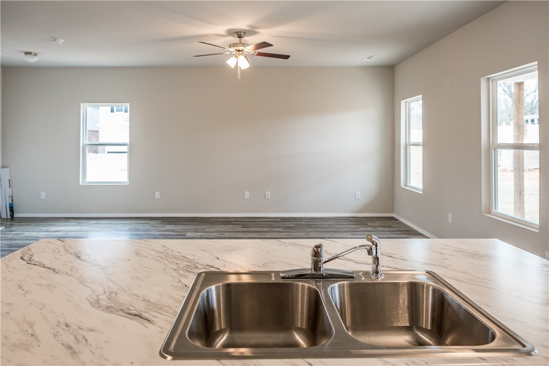 425 Mayflower Avenue