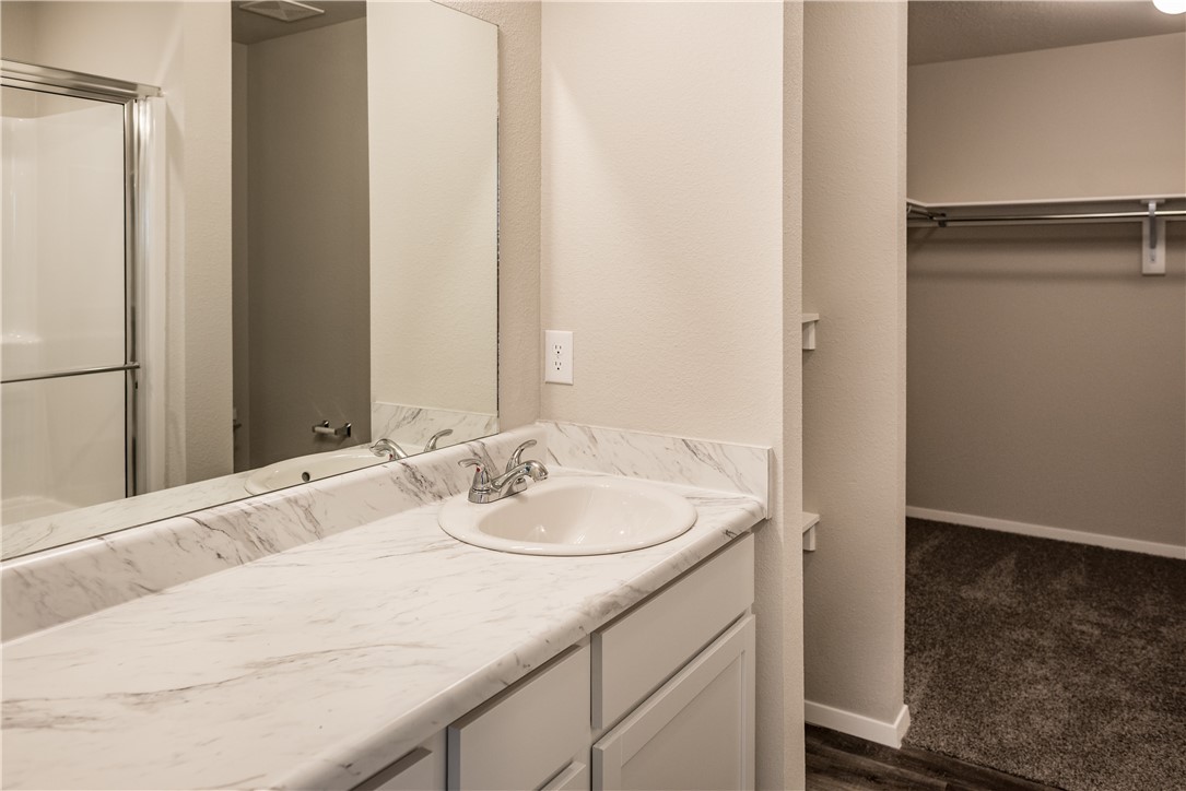 425 Mayflower Avenue