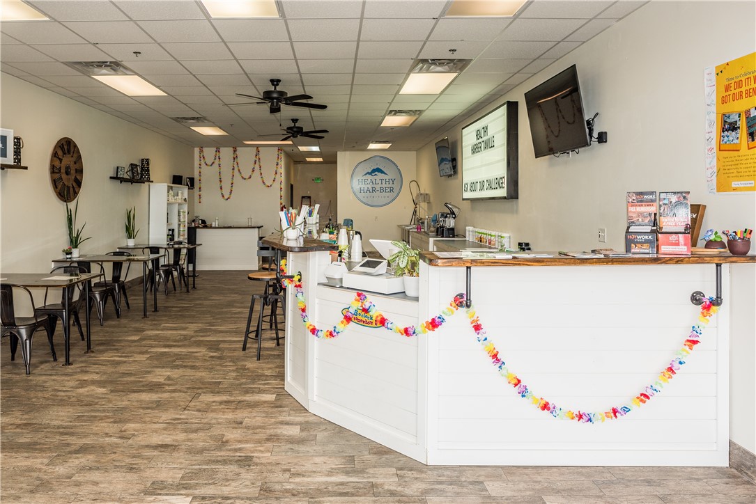 1032 E Henri De Tonti Boulevard