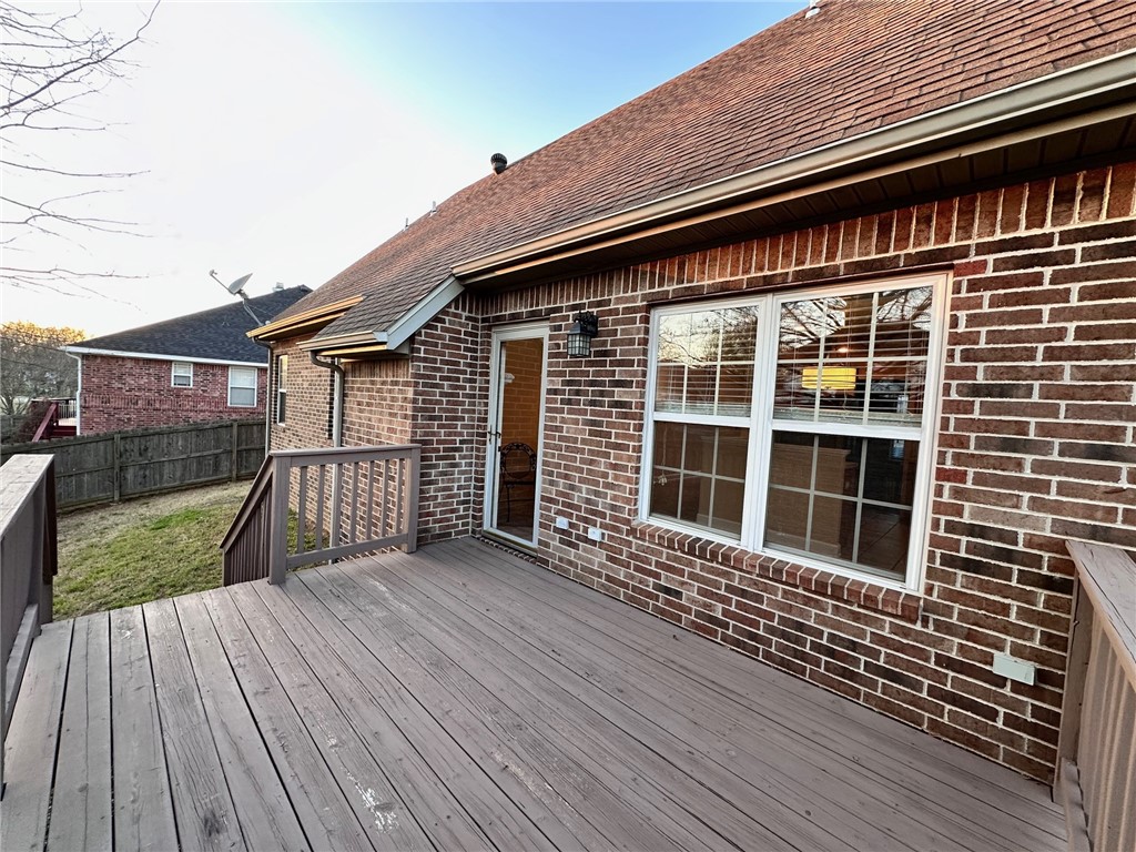 6140 W Pleasant Drive