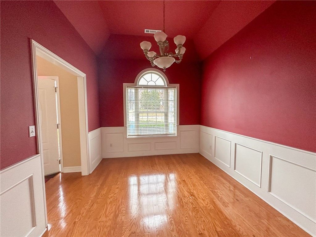 6140 W Pleasant Drive