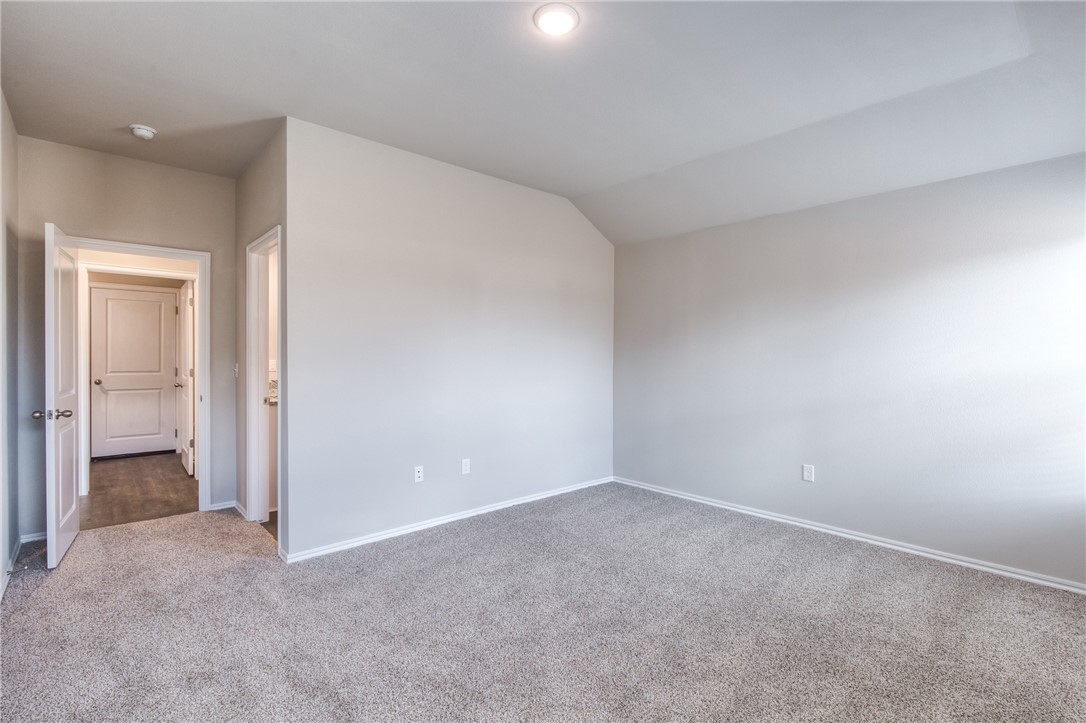 405 NW Bellflower Street