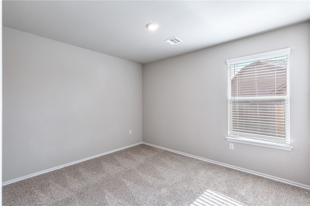 405 NW Bellflower Street