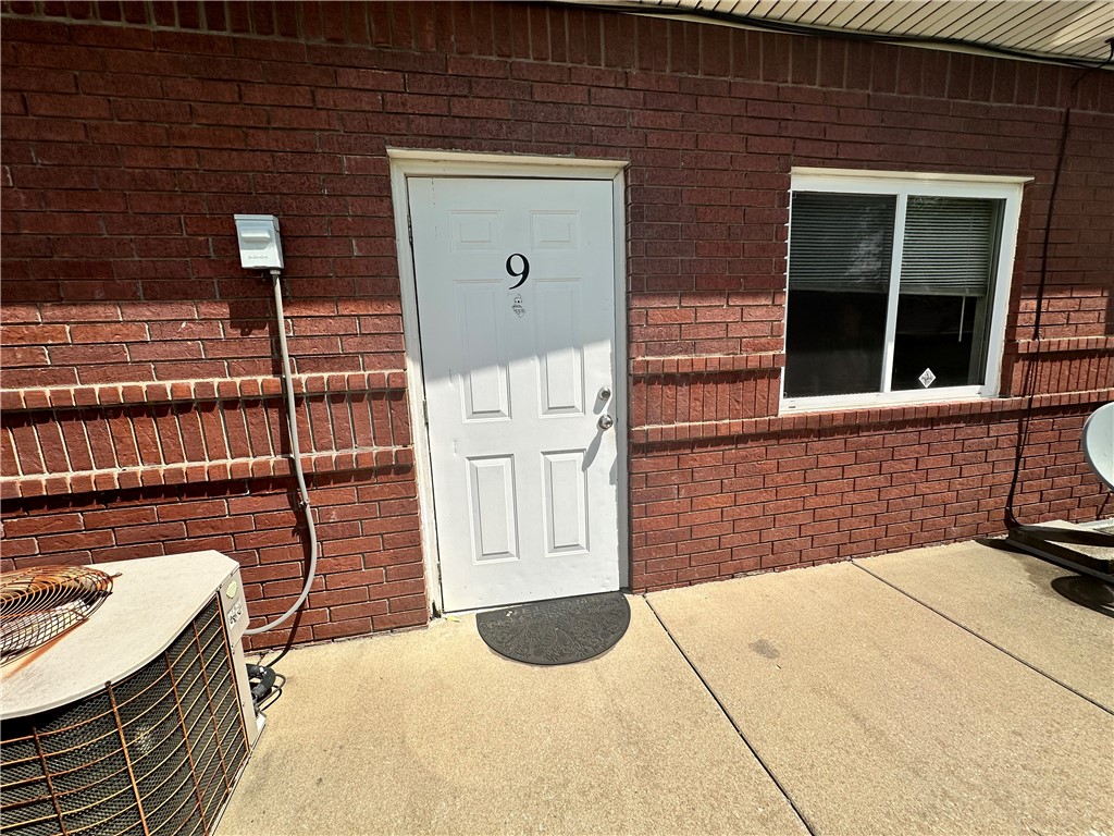 1803 SW Regional Airport Boulevard #9