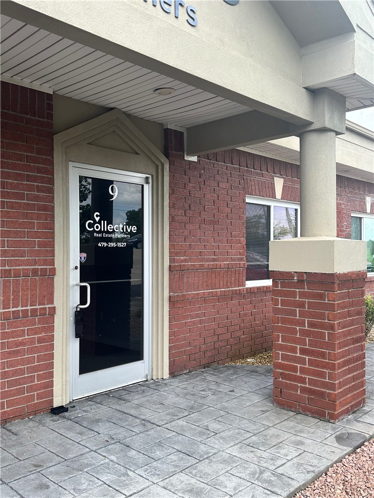 1803 SW Regional Airport Boulevard #9