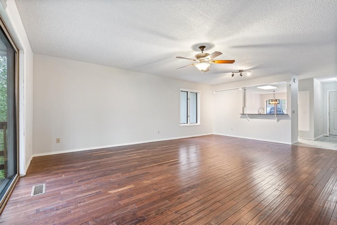 3 Rayburn Lane