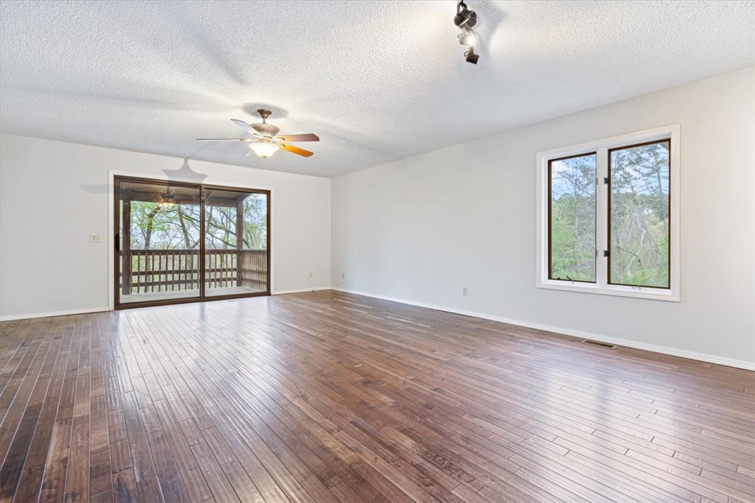 3 Rayburn Lane