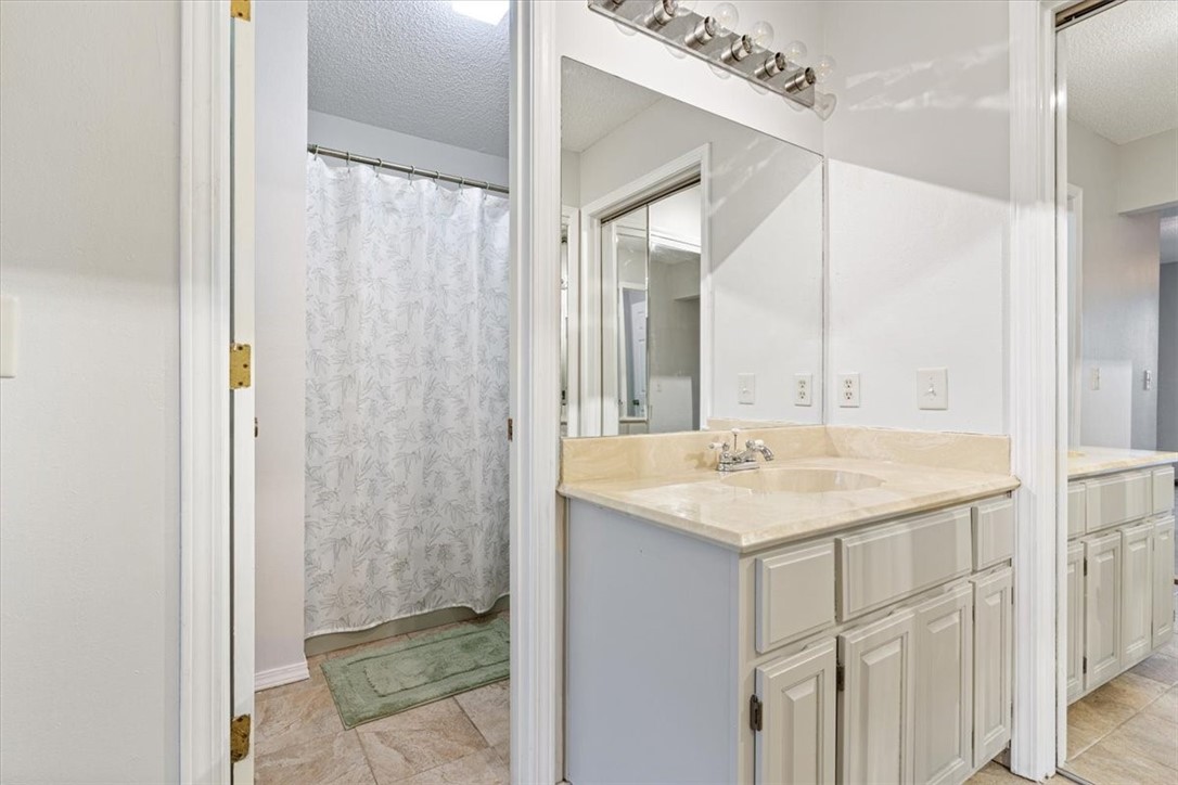 3 Rayburn Lane