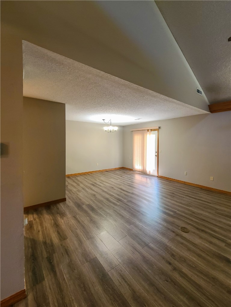 1020 W Cypress Street 2