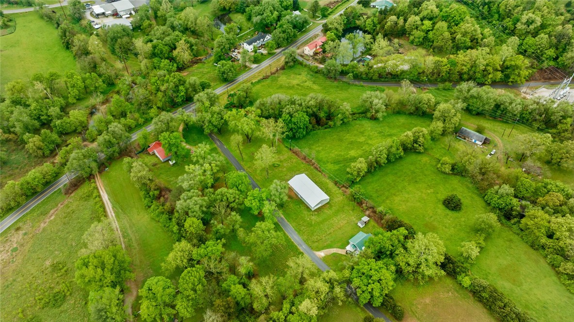 1410 N Crestview Road