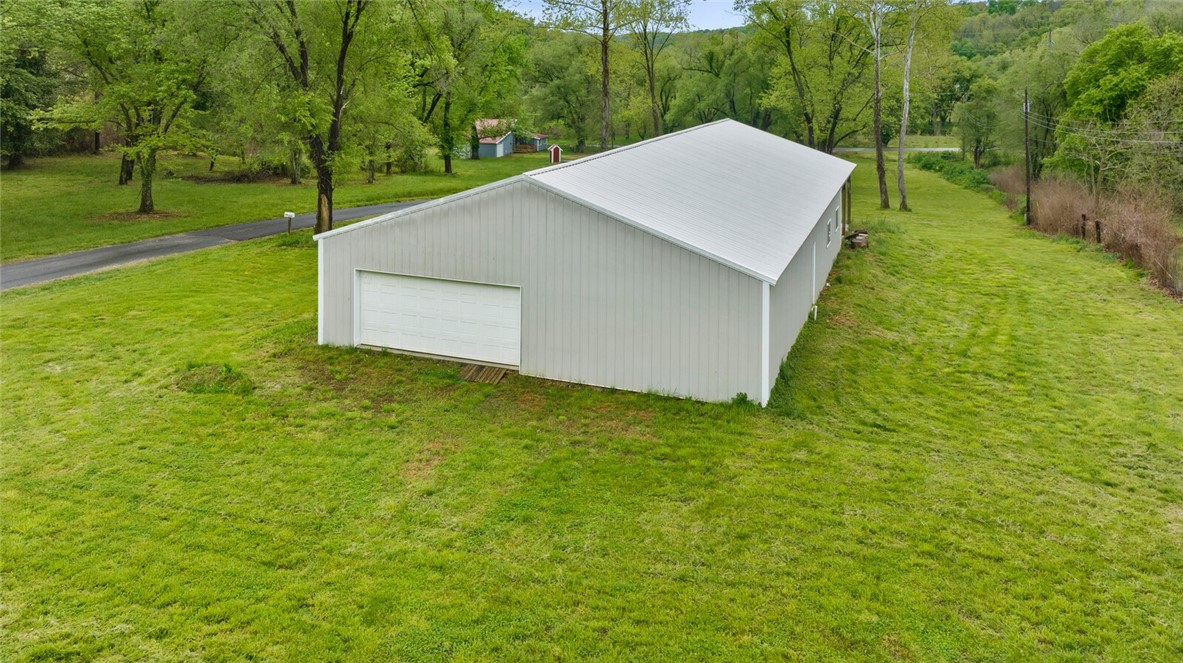 1410 N Crestview Road