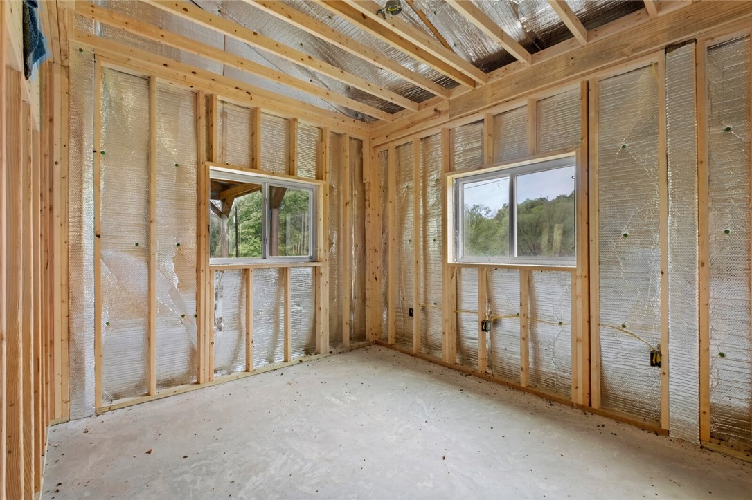 1410 N Crestview Road