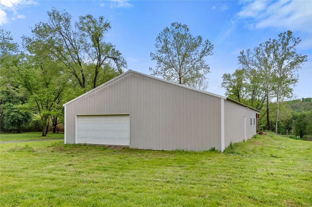 1410 N Crestview Road