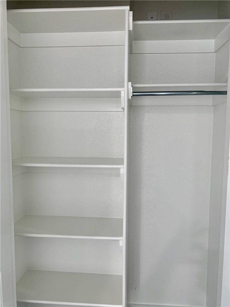 430 Red Robin Street