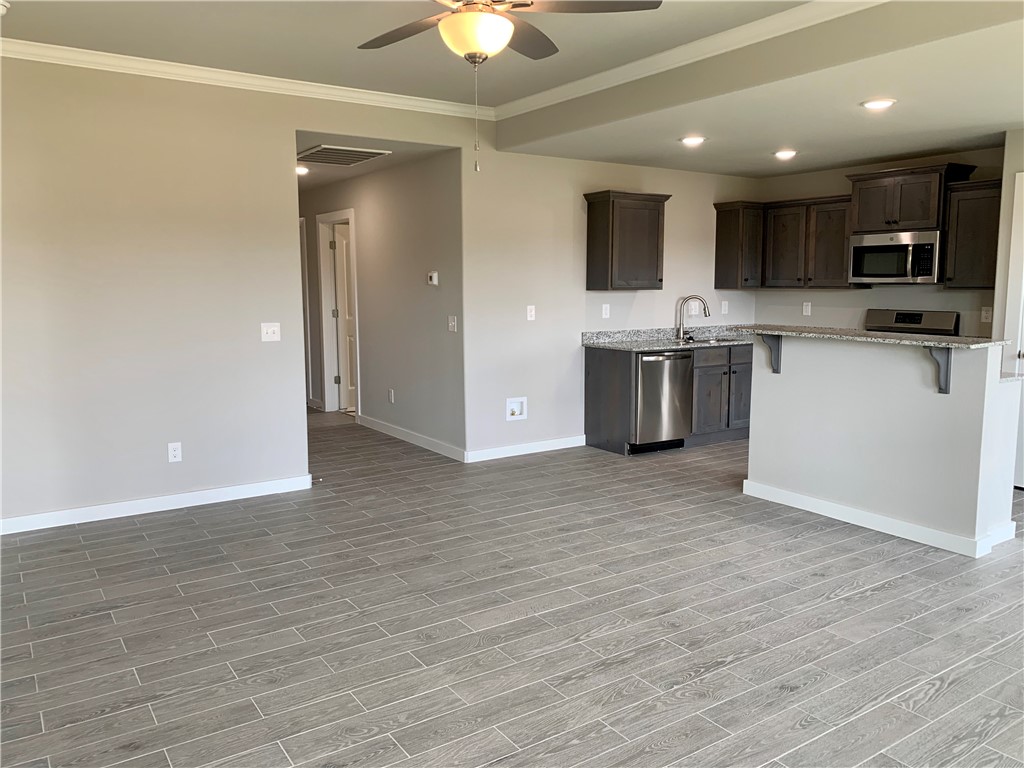 430 Red Robin Street