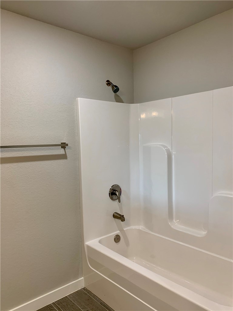 430 Red Robin Street