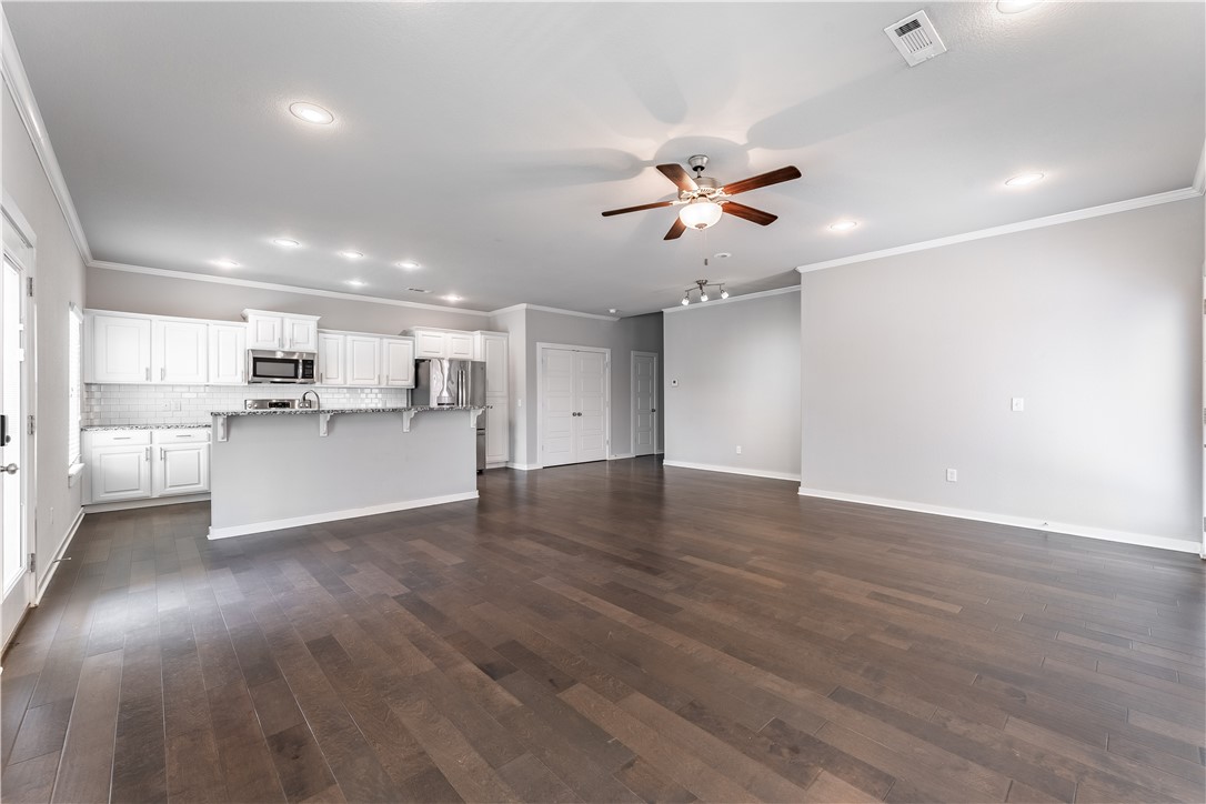 3809 SW Peachwood Drive