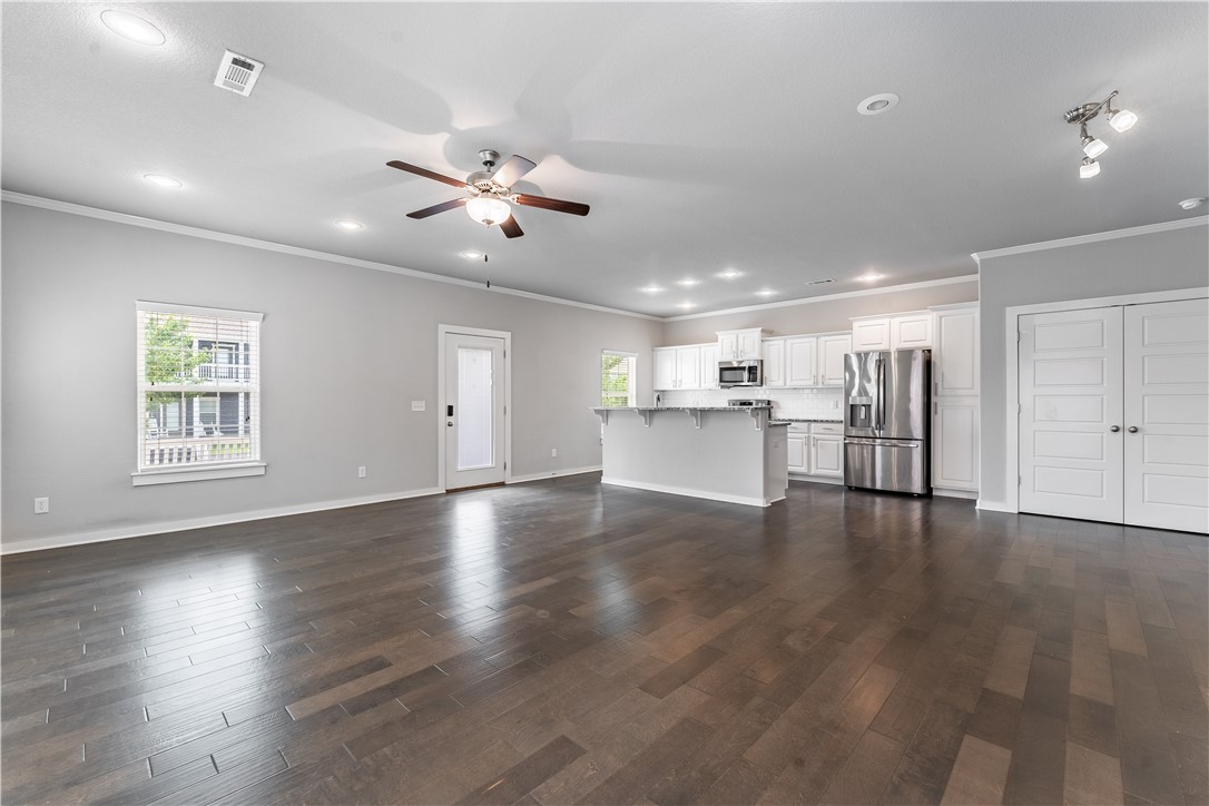 3809 SW Peachwood Drive