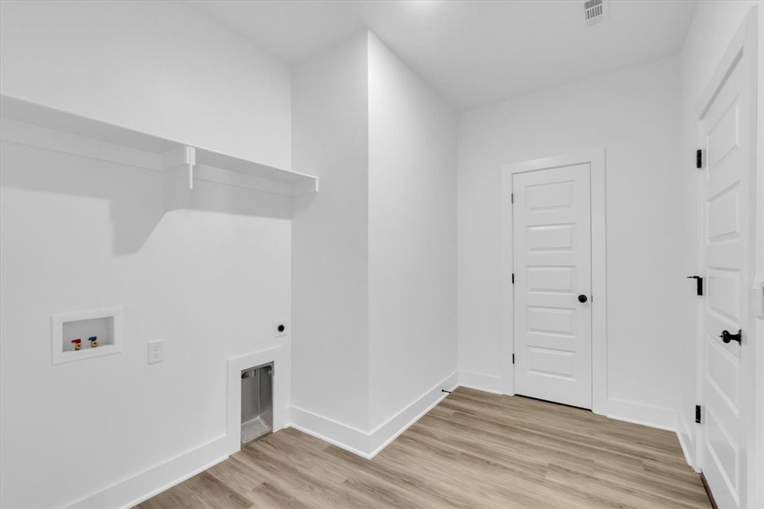 4792 W Sturgeon Street