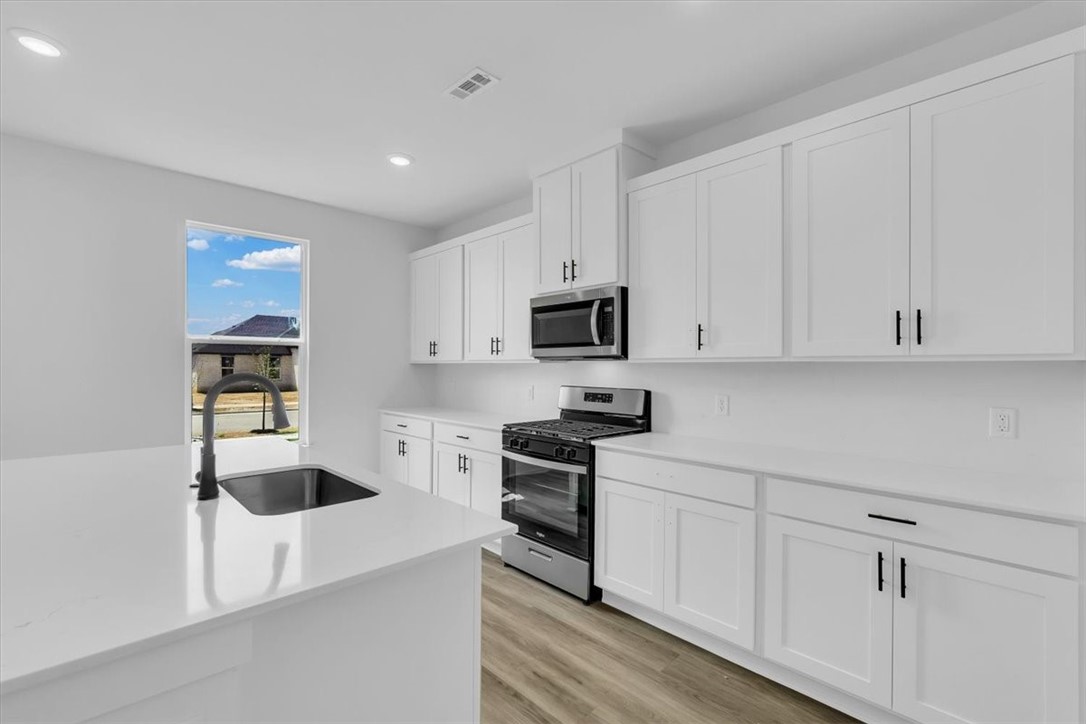 4792 W Sturgeon Street