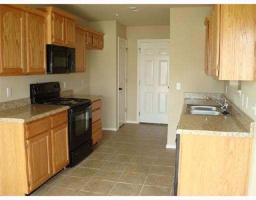 2205 SW Huntwick Avenue