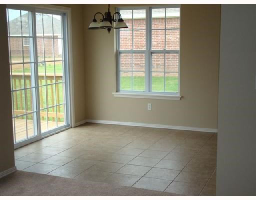 2205 SW Huntwick Avenue