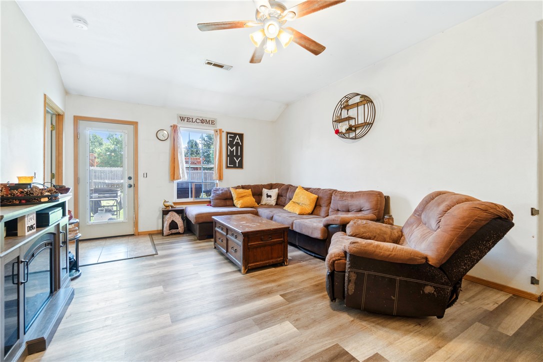 2540 W M B Franklin Avenue