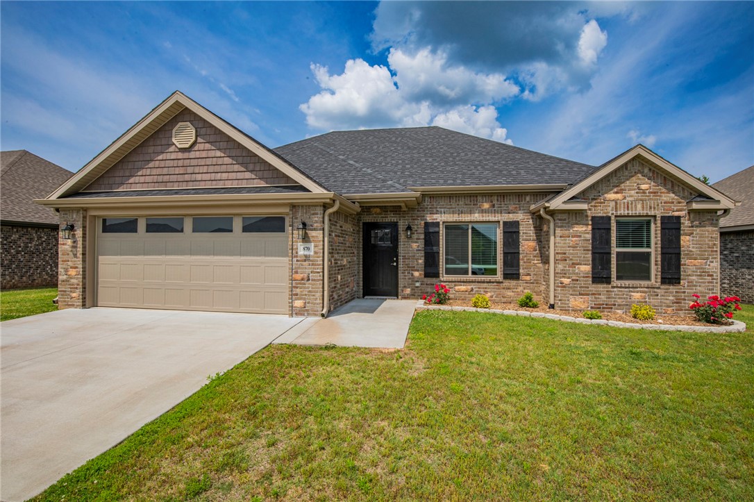 870 Bob Glen Circle