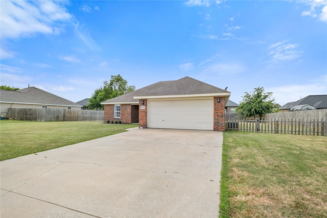 805 Eagle Crest