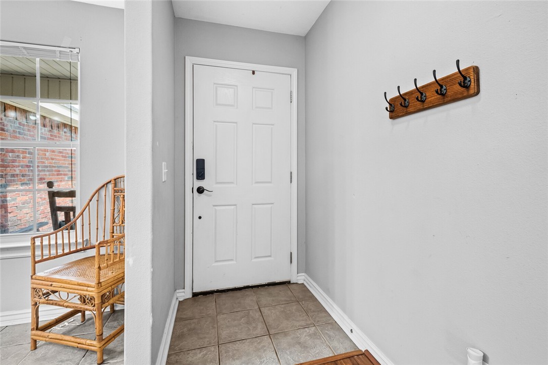 805 Eagle Crest