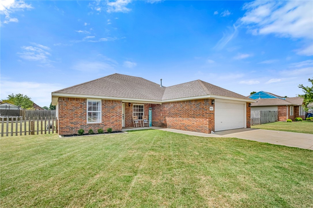 805 Eagle Crest