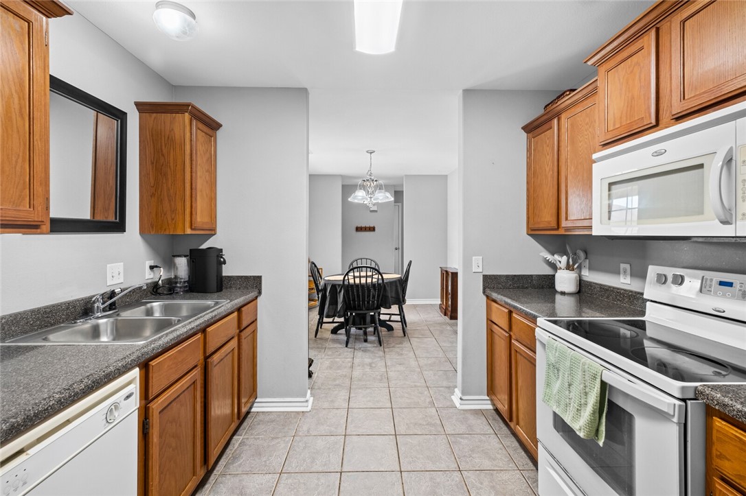 805 Eagle Crest