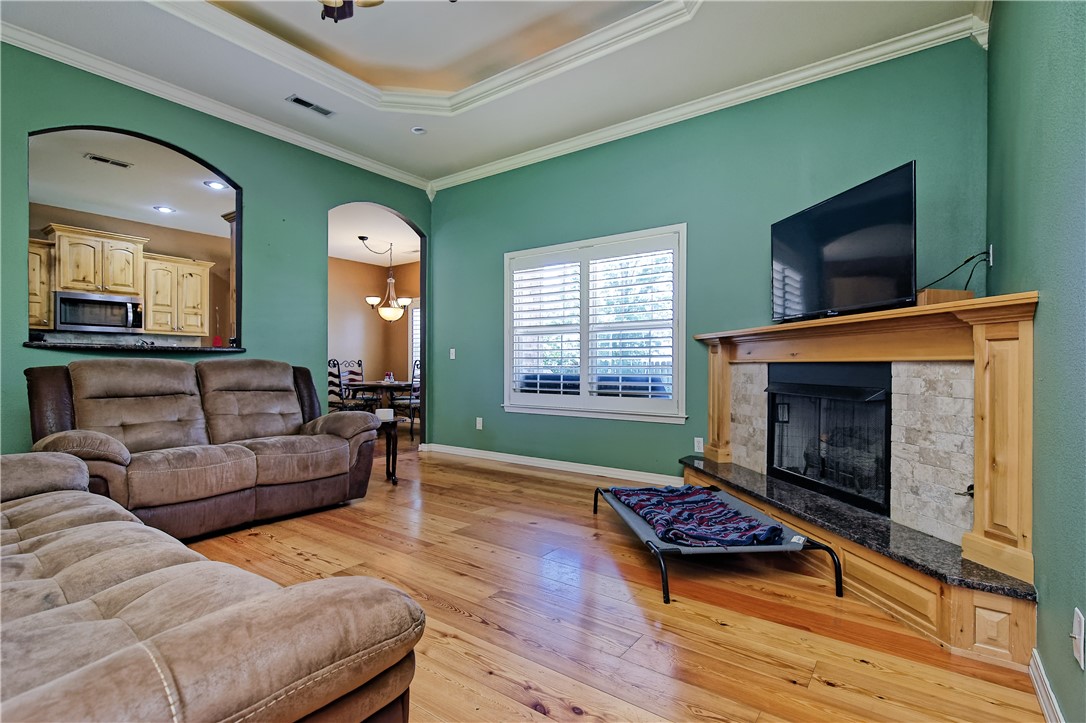 203 Emery Boulevard