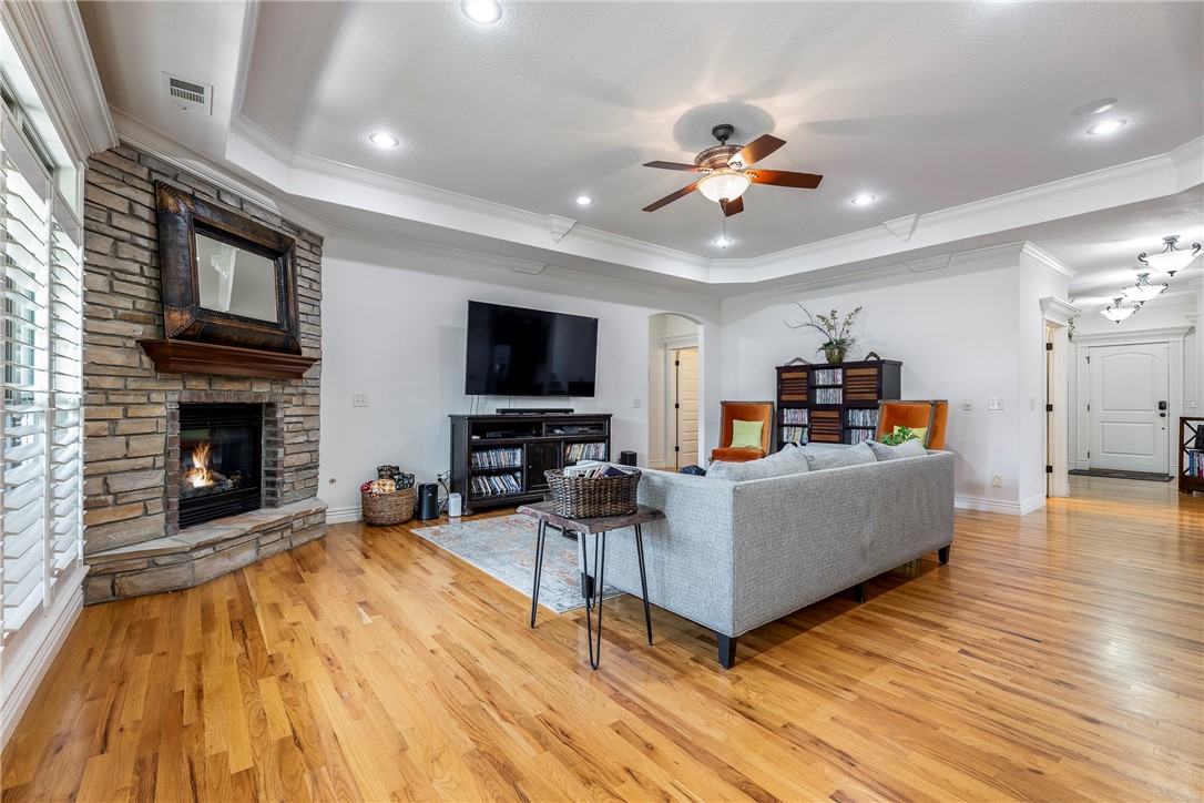 1805 SW Gosford Avenue