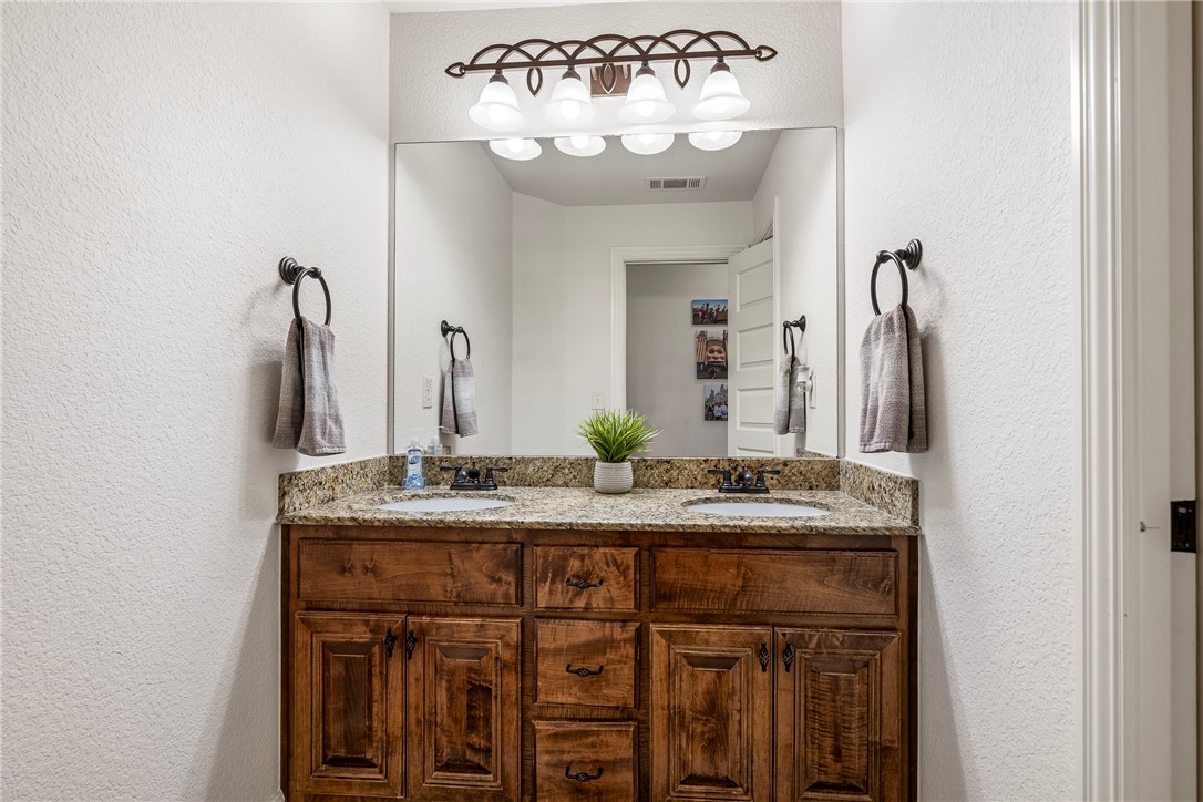 1805 SW Gosford Avenue