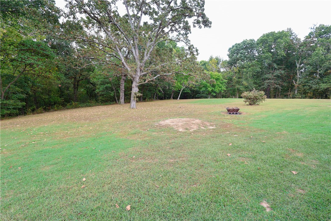 321 NW Highfill Ridge Road