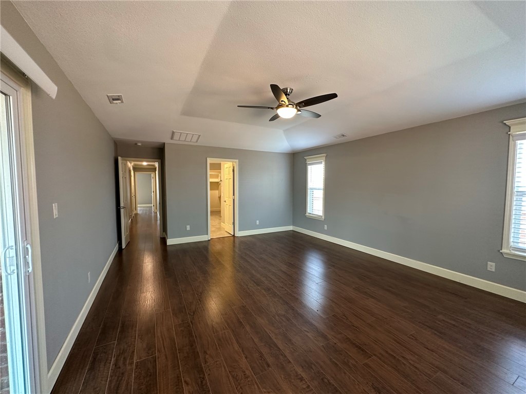 4855 SW Regional Airport Boulevard