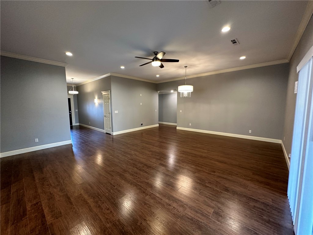 4855 SW Regional Airport Boulevard